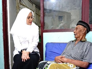 Kala Bupati Ipuk Terharu dengan Kepedulian Warga Banyuwangi