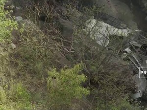 Video : Bus Masuk Jurang, 45 Orang Tewas