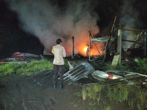 Ditinggal Karyawan Buka Puasa, Home Industry Kopra di Jombang Ludes Terbakar