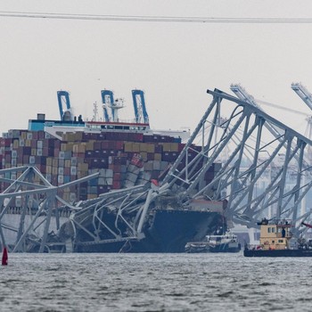 Potret Terbaru Jembatan Baltimore Ambruk Ditabrak Kapal Raksasa