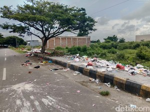 DLH Jeneponto Kewalahan Atasi Sampah Berserakan gegara Kurang Armada