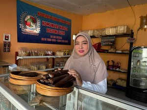 Terjun Payung Nurhayati Jalani Legitnya Bisnis Dodol Tiga Generasi