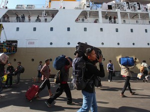 Cuaca Buruk Diprediksi Hantui Transportasi Laut hingga Lebaran 2026