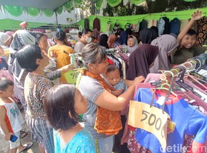 Bazar Murah Digelar di Banyumas, Baju Ratusan Ribu Dijual Harga Rp 5 Ribu