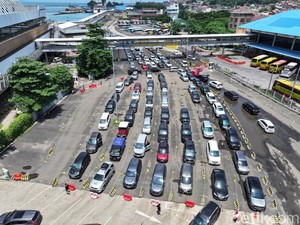 H-10 Lebaran, Sudah 24 Ribu Kendaraan Nyeberang ke Sumatera Via Merak