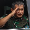Kepala Staf TNI Angkatan Darat (KSAD), Jenderal TNI Maruli Simanjuntak memberikan keterangan usai meninjau lokasi ledakan Gudang Munisi Daerah (Gudmurah) di Batalyon Artileri Medan (Yonarmed) 07/155 GS Kodam Jaya di Ciangsana, Kabupaten Bogor, Minggu