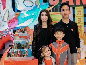 Jan Ethes Ultah ke-8, Gibran Rakabuming-Selvi Ananda Pakai Busana Serba Hitam