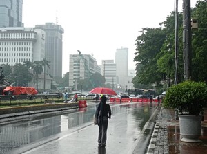 Ada Demo di Patung Kuda, Jalan Merdeka Barat Menuju Istana Jakarta Ditutup