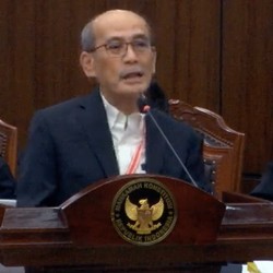 Faisal Basri Beri Tips ke Jokowi Cara 'Suntik Mati' BUMN Sakit