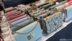 Promo HUT RI, Trans Fashion Gelar Buy 1 Get 1 Furla Hingga Moschino Jeans