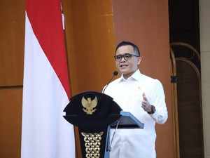 Tetapkan 40.541 Formasi Kemendikbudristek, MenPAN-RB Tekankan 3 Hal Ini
