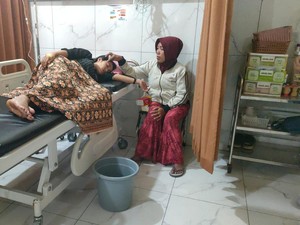 Puluhan Orang di Jember Dilarikan ke Puskesmas Usai Keracunan Takjil Gratis
