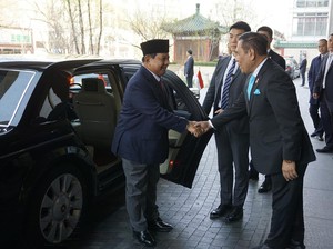 Awas Kaget! Segini Harga Mobil Mewah China yang Ditumpangi Prabowo di Beijing
