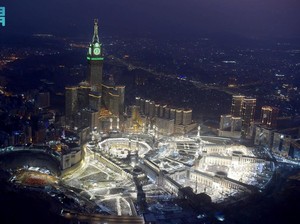 Terang Benderang! Ada Lebih dari 120 Ribu Lampu di Masjidil Haram