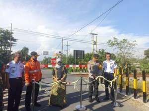 Bupati Blitar Resmikan Palang Pintu Kereta Api Jaga Keselamatan Warga