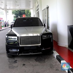 Potret Rolls Royce Harvey Moeis Kado Buat Sandra Dewi