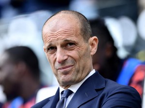 AC Milan Puncaki Klasemen, Allegri: Liga Masih Panjang