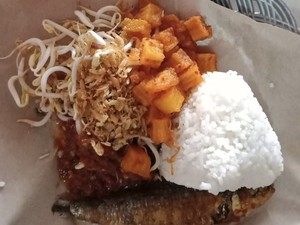 Awalnya Menu Sarapan Sopir Bus, Nasi Kasreng Kini Dinikmati Pejabat