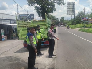 Nenek di Sukoharjo Tewas Tersambar Truk Saat Nyeberang Jalan, Sopir Kabur