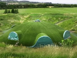 Good Bye Rumah Ikonik Teletubbies, Nasibmu Berubah Jadi Kolam
