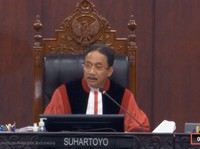 Sidang Gugatan Pilpres, MK Tegur Ketua KPU yang Diduga Tidur!