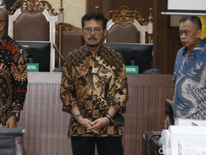 SYL Segera Divonis: Mohon Doa, Saya Nggak Bisa Bicara
