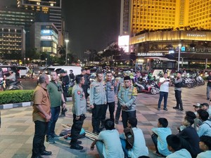 Momen Kapolda Metro Turun Cek Konvoi Motor di Bundaran HI