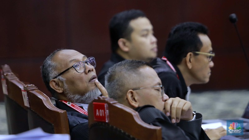 Yudistira Dwi Wardhana Asnar, Saksi Ahli Termohon dalam sidang lanjutan sengketa Perselisihan Hasil Pemilihan Umum (PHPU) 2024 di ruang sidang MK, Rabu (3/4/2024). (CNBC Indonesia/Muhammad Sabki)