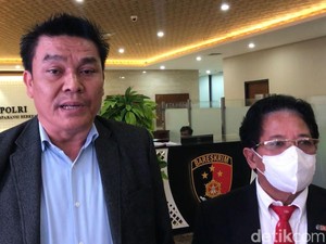 Pengacara: Prof Sihol Kunjungi 4 Universitas, Tak Urus Rekrutmen Ferienjob