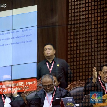Gaya Saksi Ahli KPU & Bawaslu Saat Sidang Sengketa Pilpres 2024 di MK