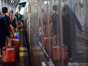 Pemesanan Tiket Kereta Tambahan Lebaran 2025 Mulai Dibuka Hari Ini!