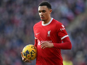 Trent Alexander-Arnold Akui Messi Lawan Paling Sulit Dihadapi