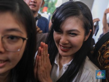 Diperiksa 5 Jam di Kejagung, Ini Penjelasan Sandra Dewi!