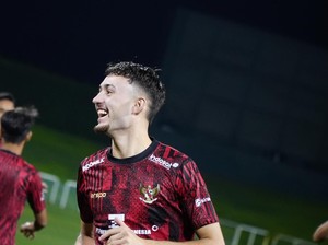 Ini Alasan Kenapa Wasit Tidak Cek VAR Saat Usir Ivar Jenner
