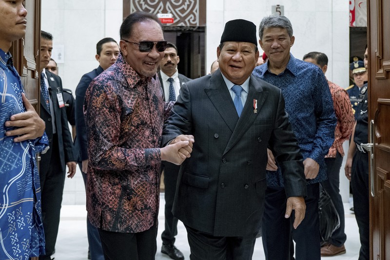 Menteri Pertahanan Prabowo Subianto tiba di China pada Minggu (31/3) untuk hadiri undangan Presiden Xi Jinping. (Instagram/kemhanri) Menteri Pertahanan Prabowo Subianto tiba di China pada Minggu (31/3) untuk hadiri undangan Presiden Xi Jinping. (Instagram/kemhanri)