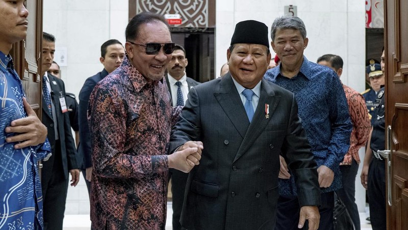 Menteri Pertahanan Prabowo Subianto tiba di China pada Minggu (31/3) untuk hadiri undangan Presiden Xi Jinping. (Instagram/kemhanri)