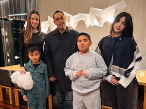 Nia Ramadhani Ungkap Hidupnya Lebih Ringan karena Hal Ini