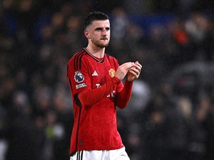 Man United Bantu Mason Mount Sudahi Kutukan Final di Wembley!
