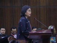 Sri Mulyani Blak-blakan di MK, Jelaskan 'Arah' APBN 2024
