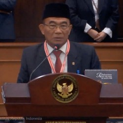 Di Sidang MK, Muhadjir Ungkap Alasan Bantuan Beras Lanjut di 2024