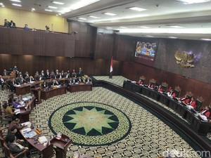 Sidang di MK, Ketua DKPP Minta Hakim Tak Bertanya soal Pokok Perkara