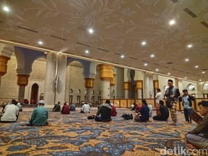 Begini Suasana Iktikaf 10 Malam Terakhir Ramadan di Masjid Zayed Solo