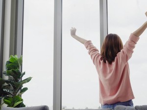 12 Cara Meningkatkan Kualitas Udara di Rumah Biar Selalu Segar