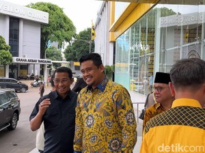 Hadiri Pengarahan Bacalon Kepala Daerah di DPP Golkar, Bobby Berbatik Kuning