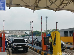 Penampakan GT Cikatama Terkini, Arus Lalin Ramai Lancar