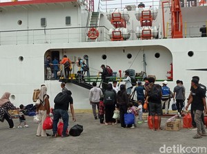 Pemudik di Pelabuhan Tanjungwangi Banyuwangi Naik 97% Dibanding Tahun Lalu