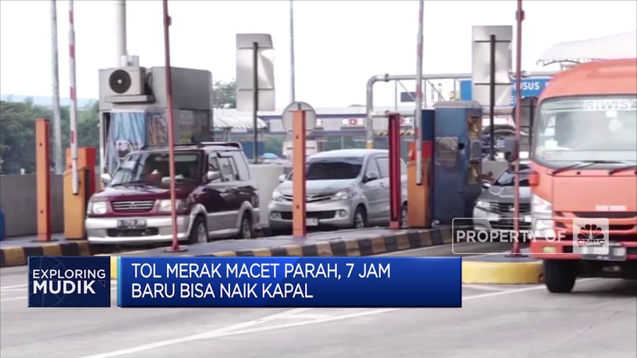 Pemudik ke Sumatera Membludak, Butuh 7 Jam Naik Kapal di Merak