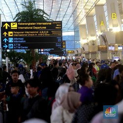 Mau Mudik Naik Pesawat? JKT-Padang Segini, ke Surabaya Tembus Rp5 Juta