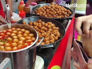 Tak Rela Kehabisan Jajan Favorit di Pasar Takjil Jalan Surabaya Malang