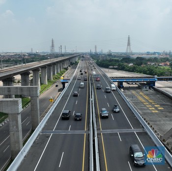 H-3 Idul Fitri, Penampakan Lalin Ruas Tol MBZ Ramai Hingga KM 48